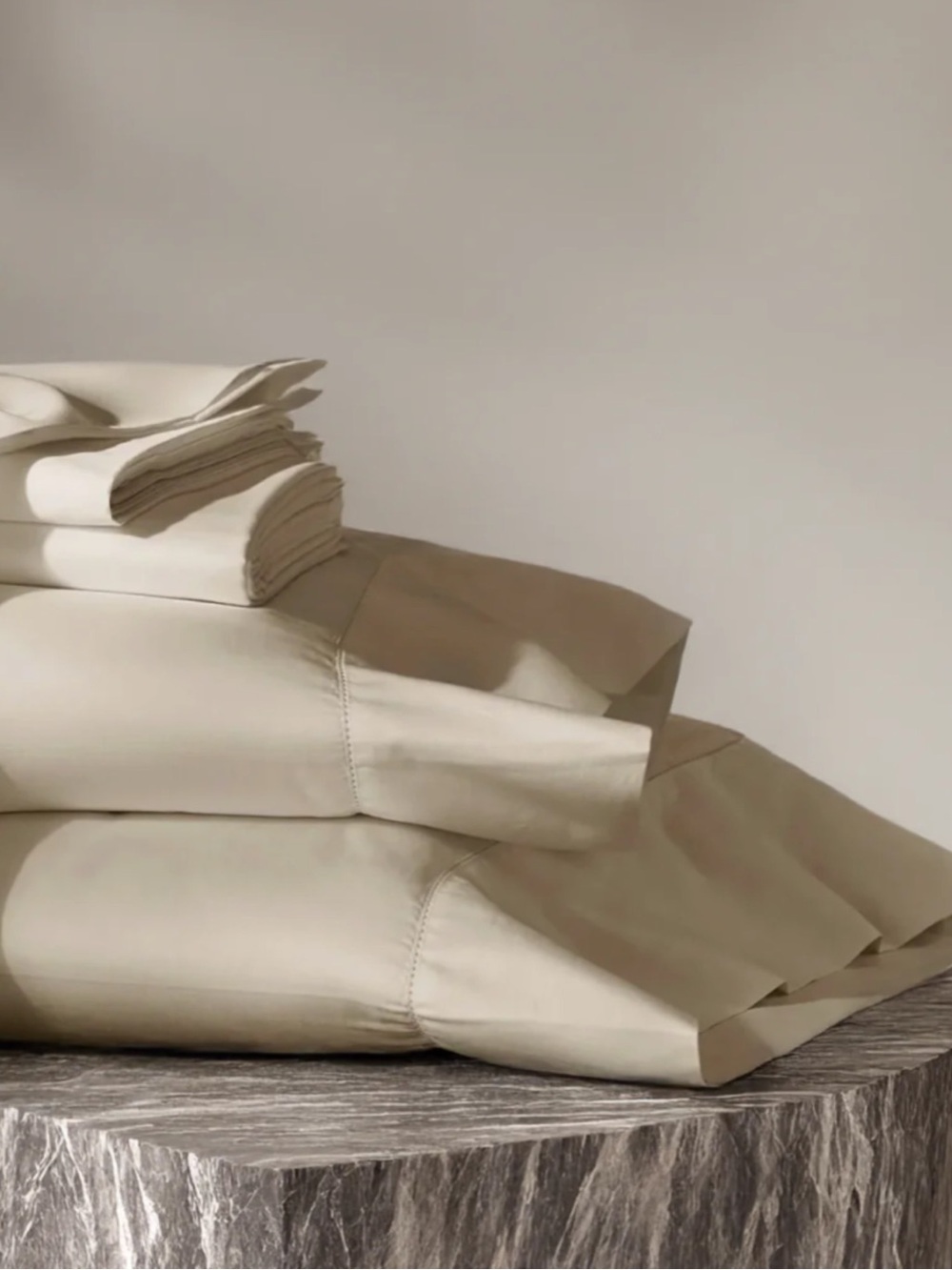 NWT • 4pc Cariloha Resort Luxury Sateen Sheet Set Cal King